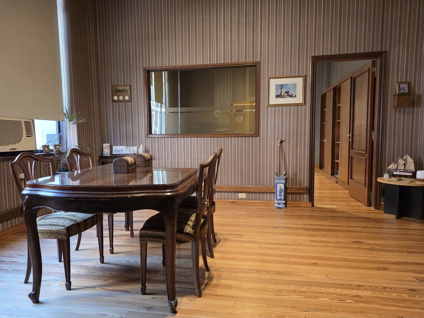 The MGNI office lounge where foreign buyers meet the team, Buenos Aires